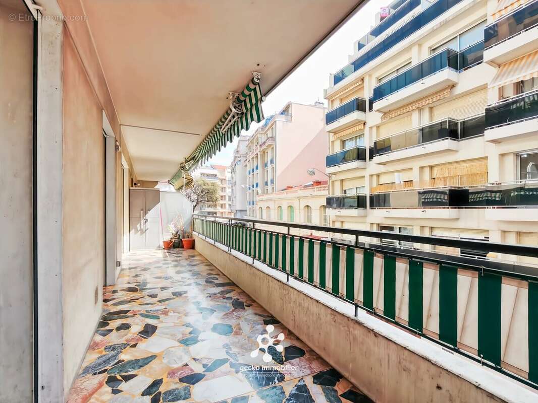 Appartement à NICE