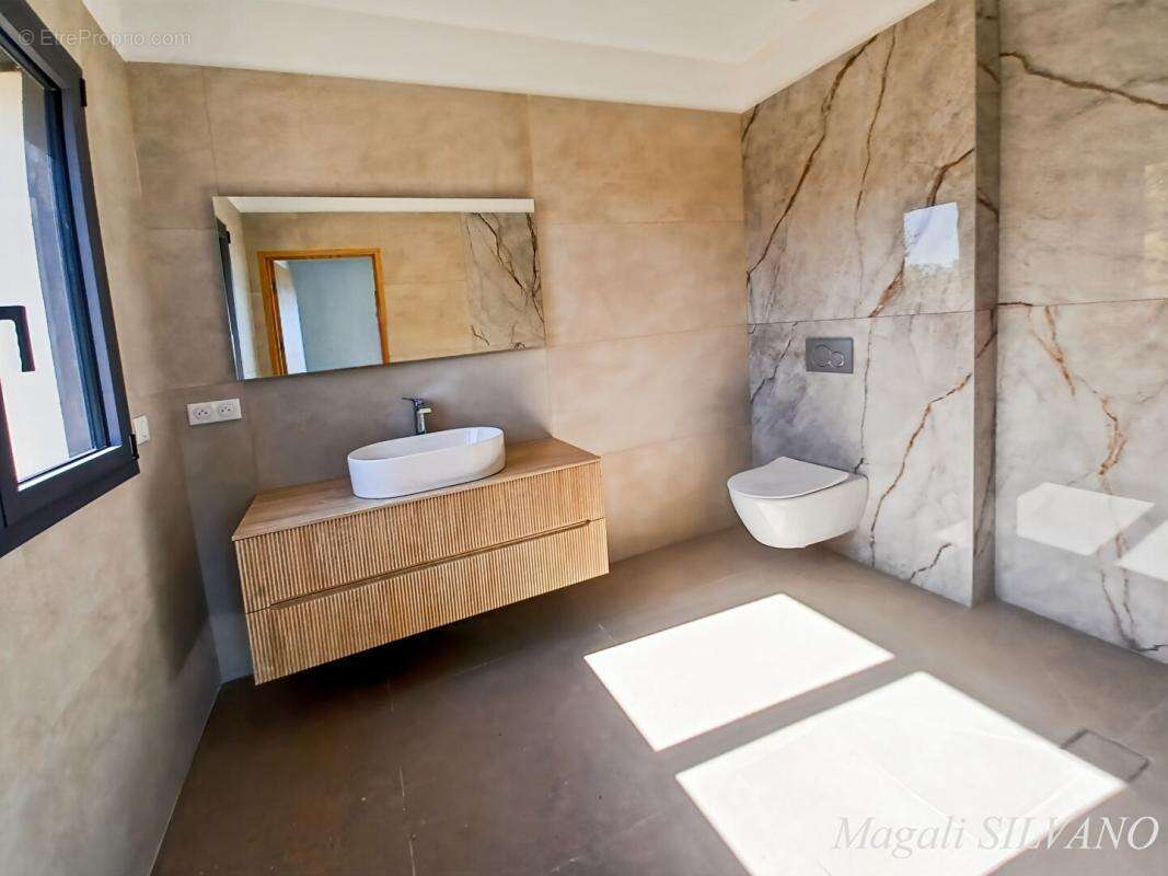 Villa neuve contemporaine vue  panoramique  Proche Cabris - photo 16