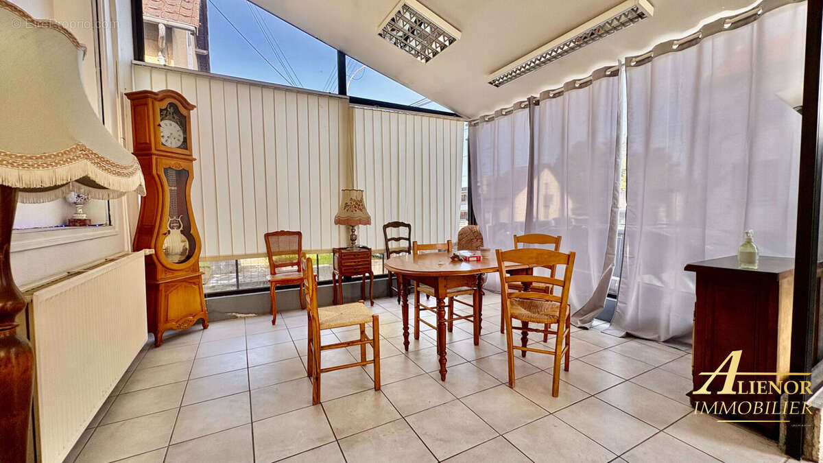 Maison à COULOUNIEIX-CHAMIERS