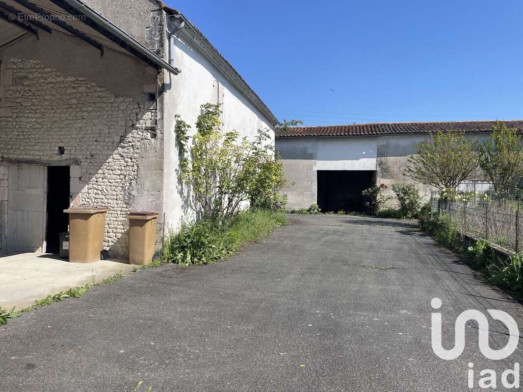 Photo 4 - Maison à JARNAC-CHAMPAGNE
