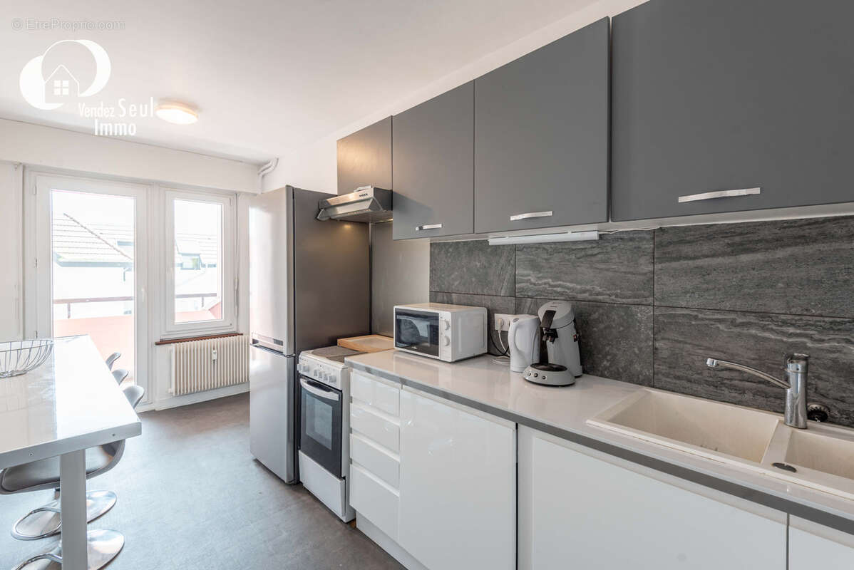 Appartement à AMBILLY