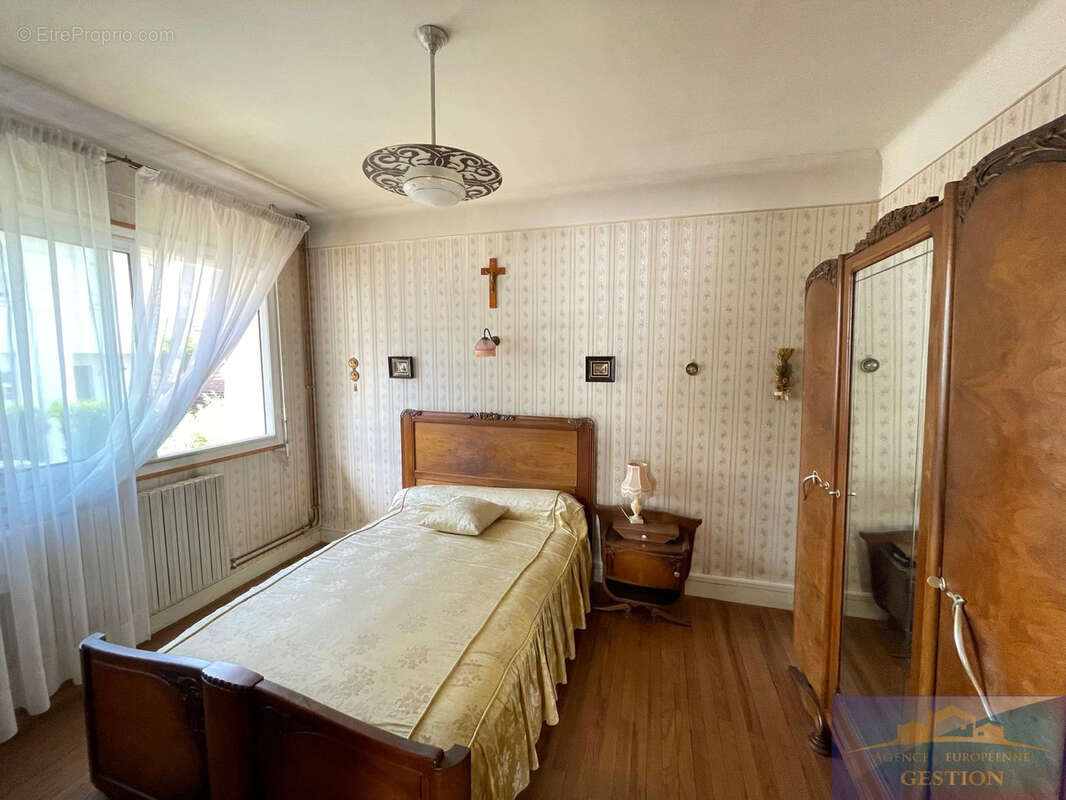 Maison à LOURDES
