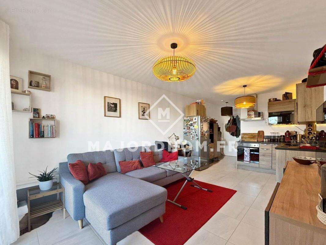 Appartement à MARSEILLE-9E