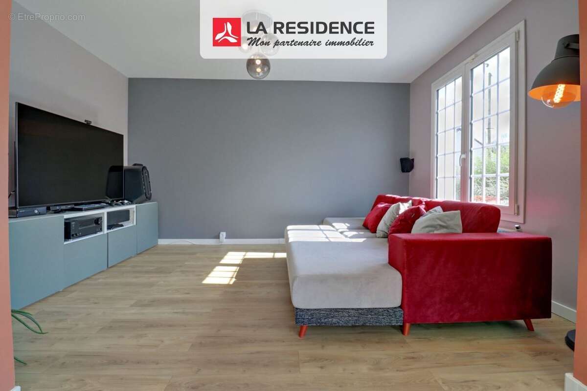 Maison 183 m² à Frepillon  - photo 4