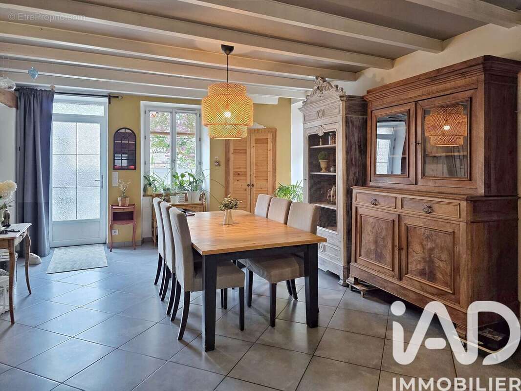 Photo 6 - Maison à COULGENS