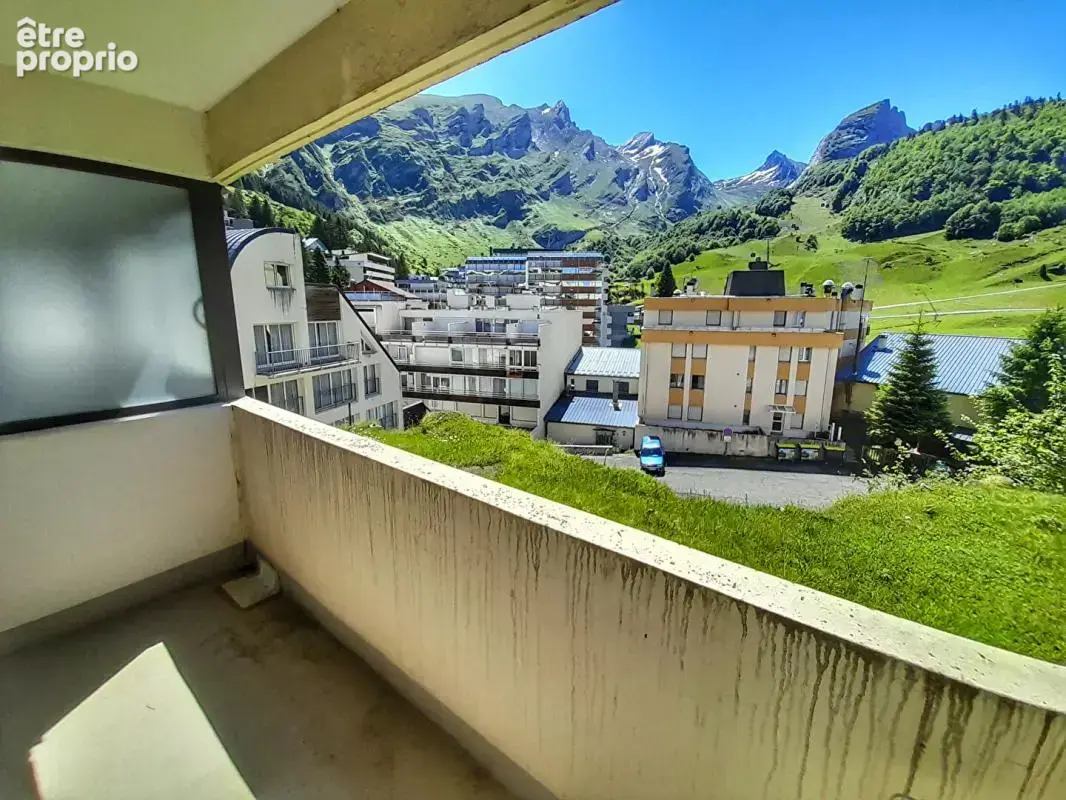 Appartement avec balcon, vue sur les sommets - photo 1