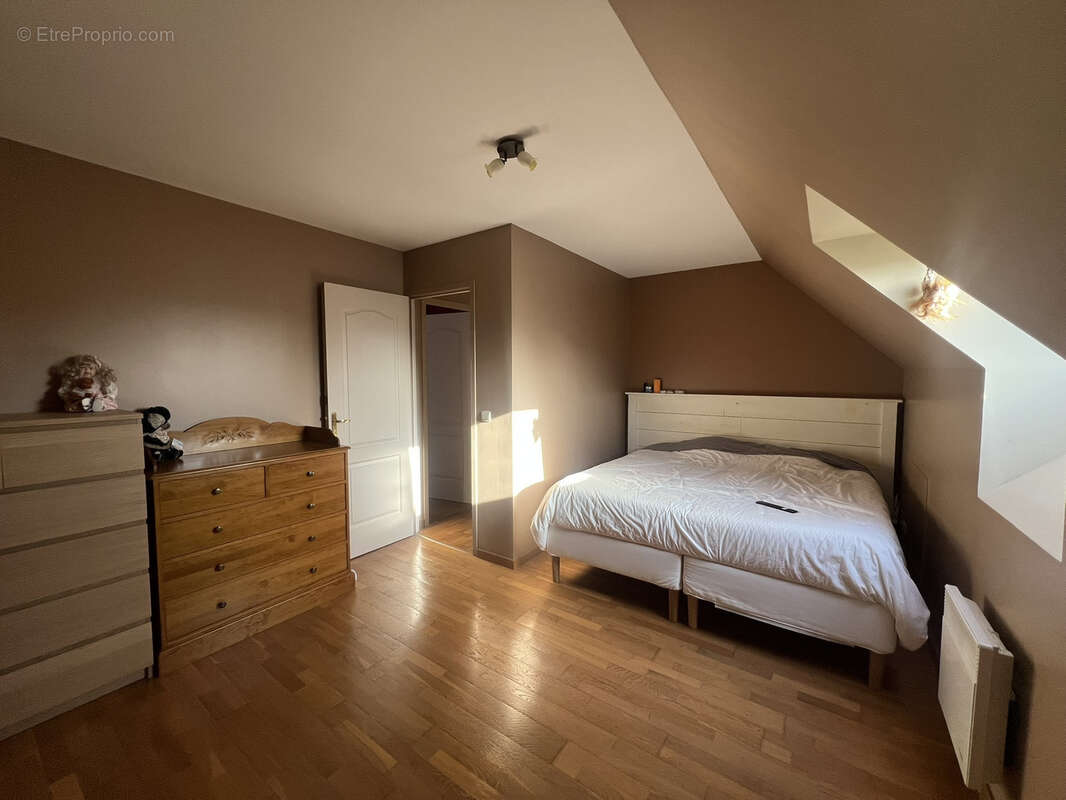 Maison à ORVILLIERS