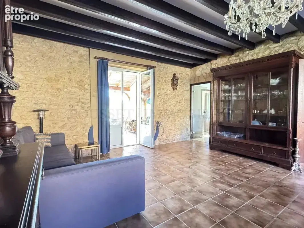 Belle propriété de campagne avec piscine sur 3.7 ha de terrain - photo 7
