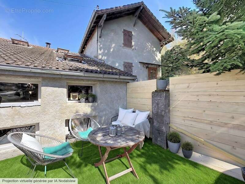 Maison à ALLINGES