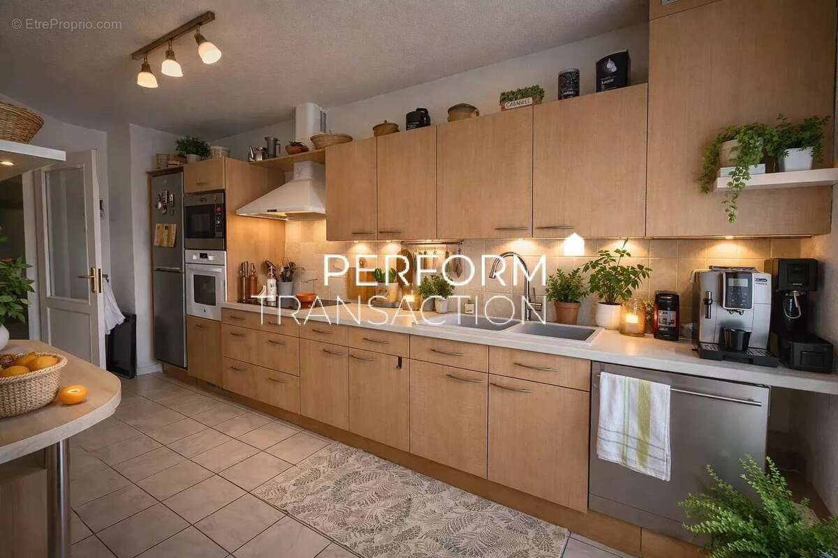 Appartement à RIVES