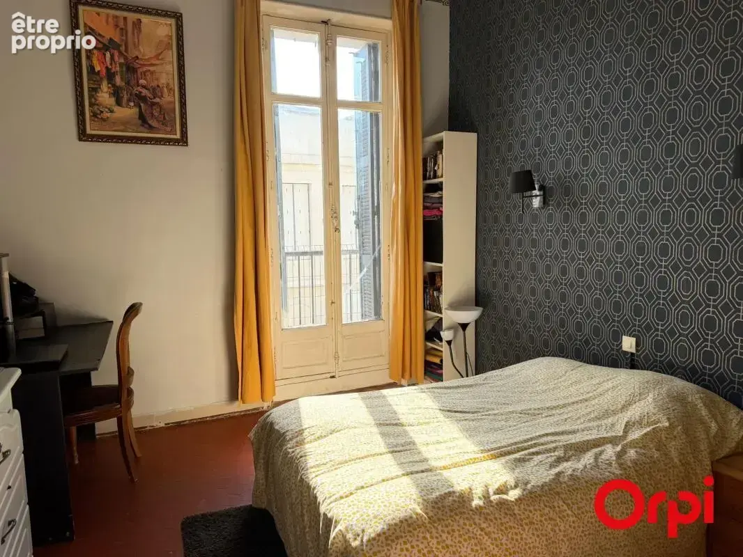 T4 de charme avec balcons et chambres de bonne – 128 m² – Saint-Charles / Le Chapitre (13001) - photo 16