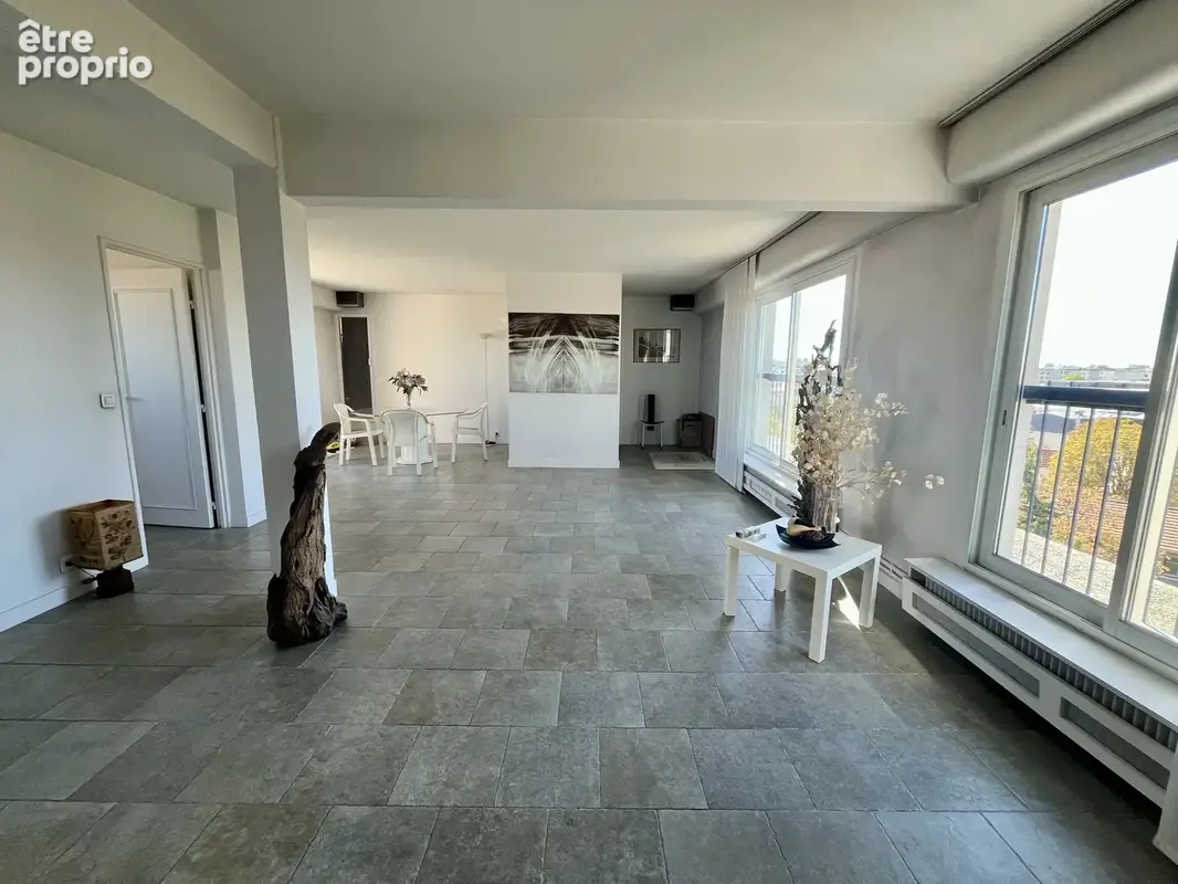 Dernier étage   grande terrasse   vue dégagée - photo 8