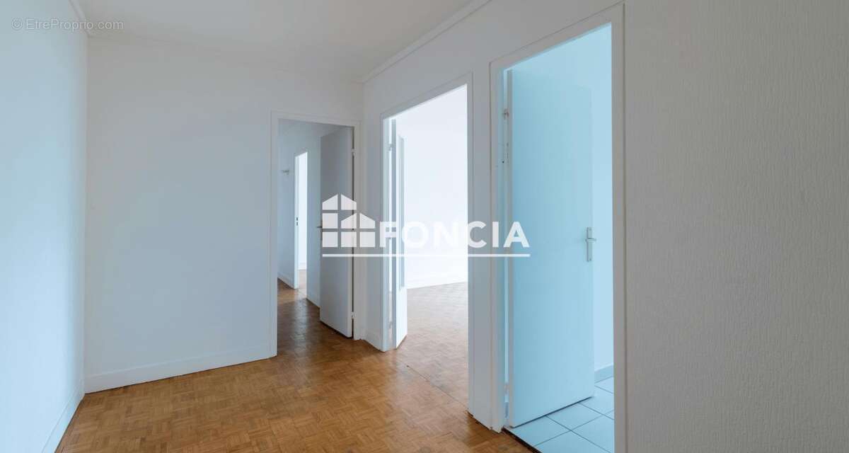 Appartement à VERSAILLES