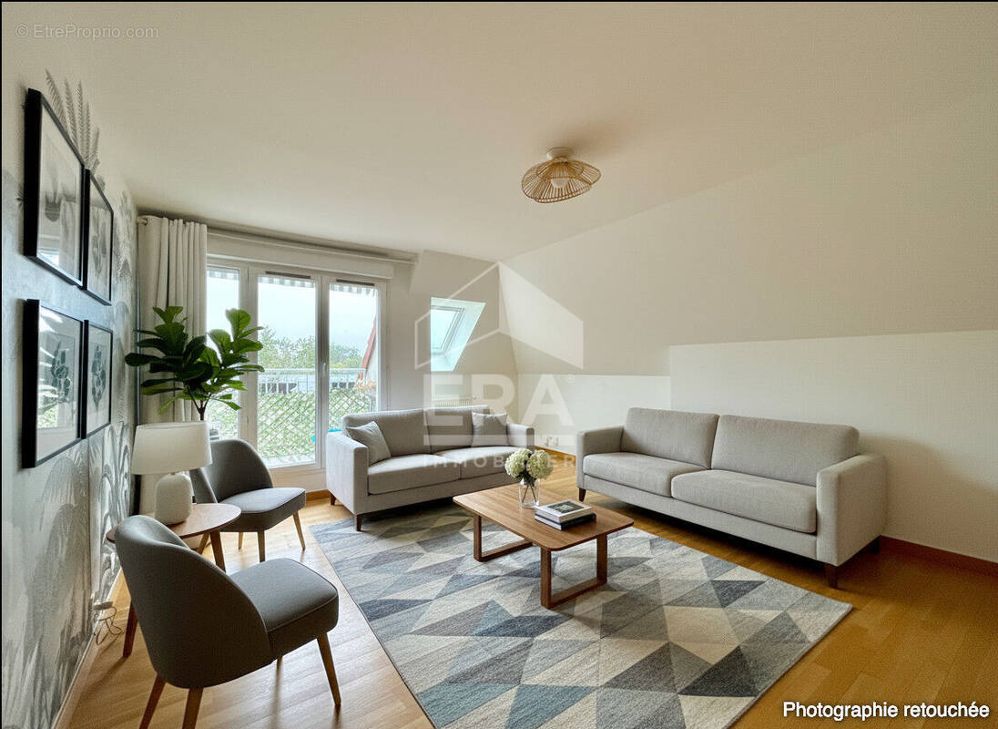 Appartement à PONTAULT-COMBAULT