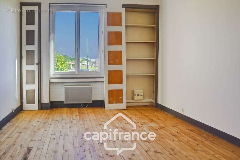 Appartement à PASLIERES