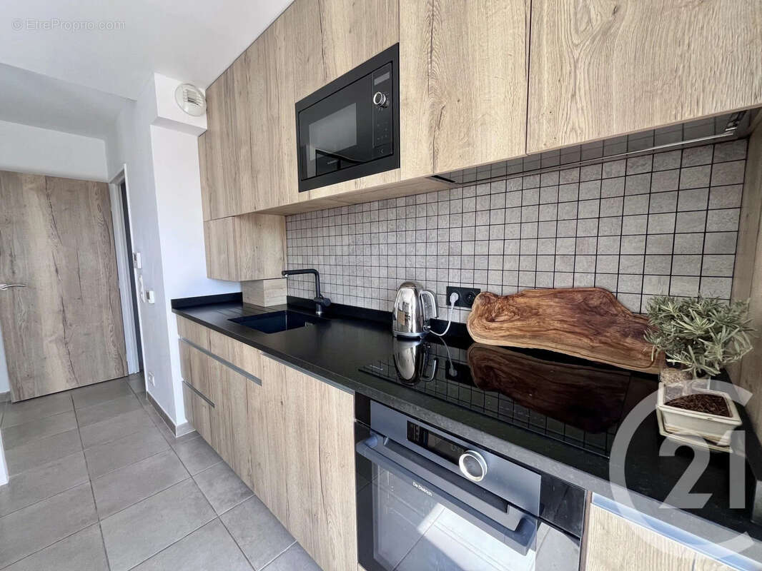 Appartement 81 m² à Roquefort-Les-Pins  - photo 9