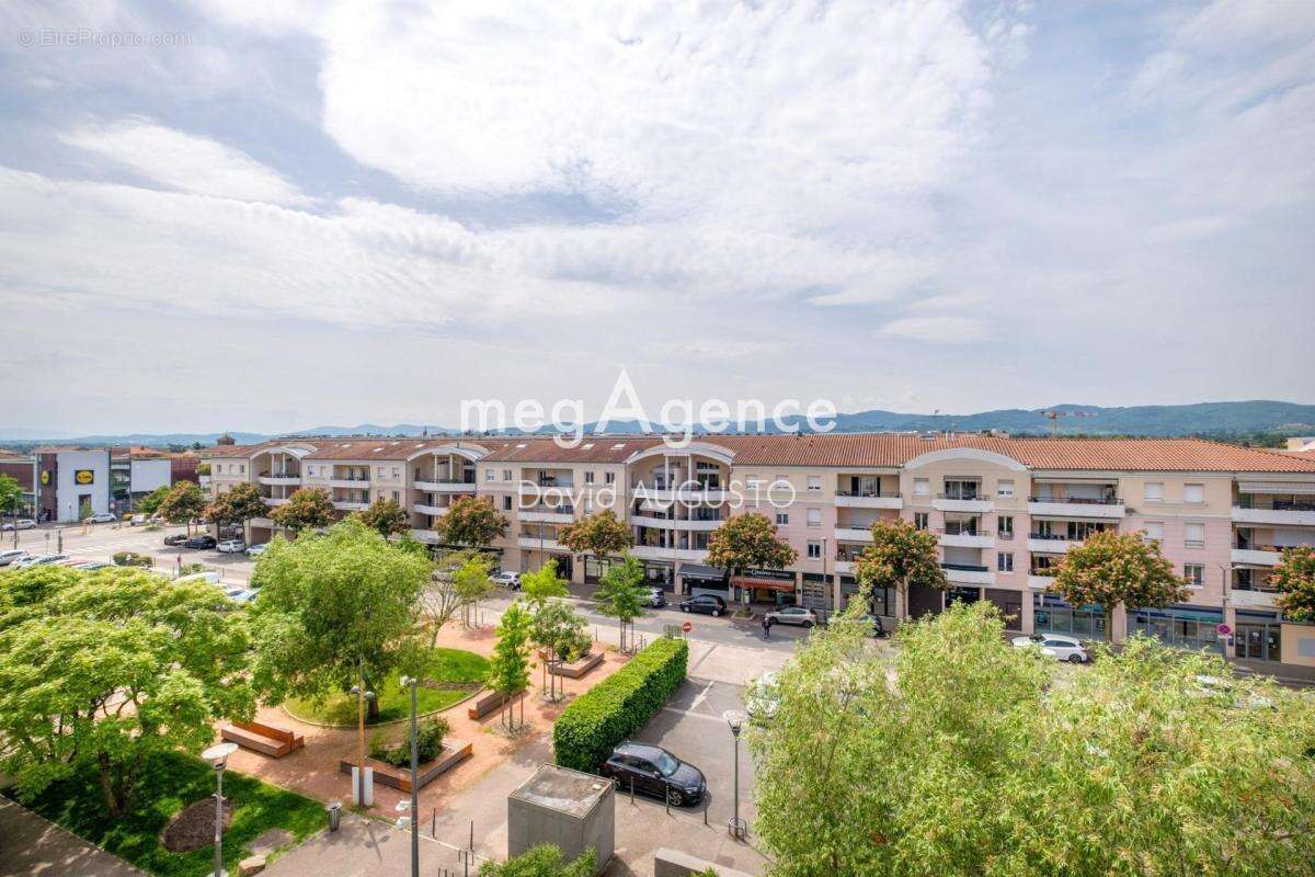 Appartement à CRAPONNE