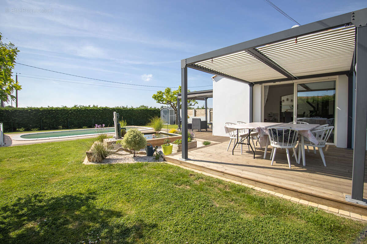 Maison à SAINT-GERVAIS