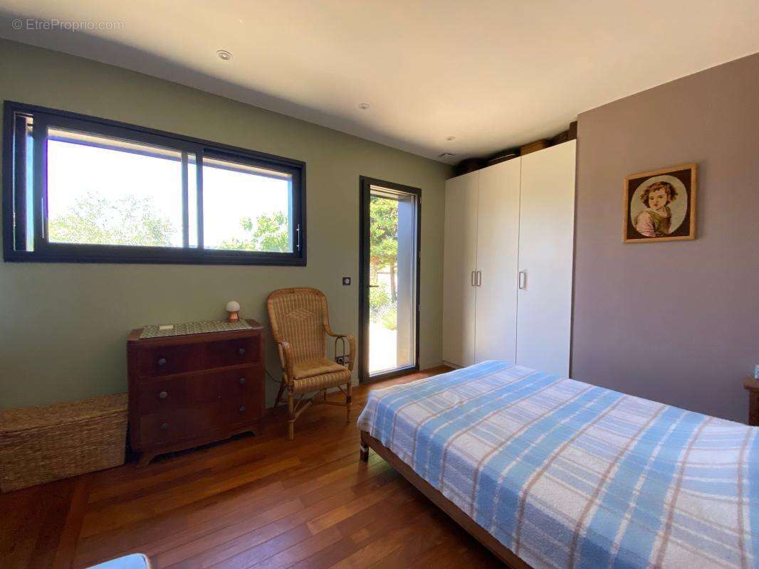 Villa COUP DE COEUR de 2015 de 130 m² avec Piscine couloir de 13x3 sur 2281 m² de Terrain divisible - photo 31