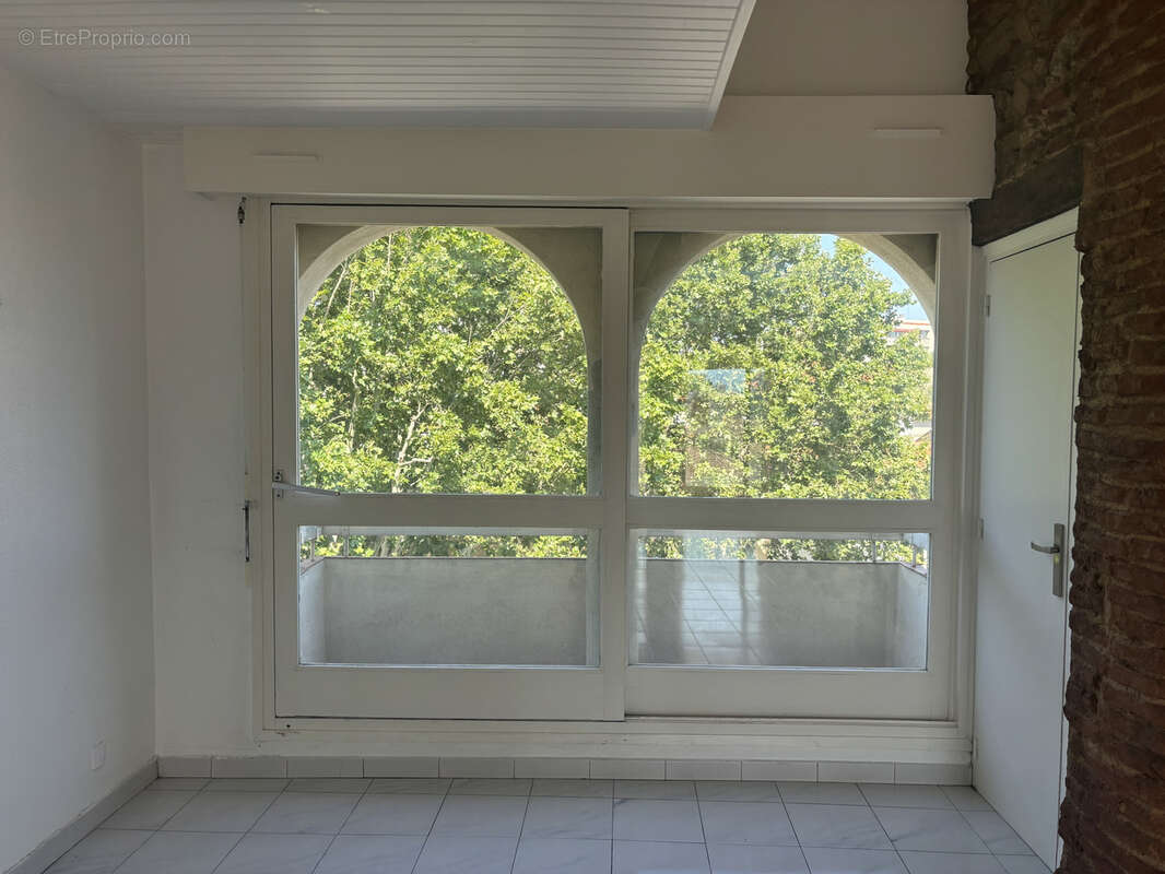 Perpignan lycée Arago, Appartement T4 et garage. Un bel appartement de plus de 93 m2, lumineux situé au dern - photo 2