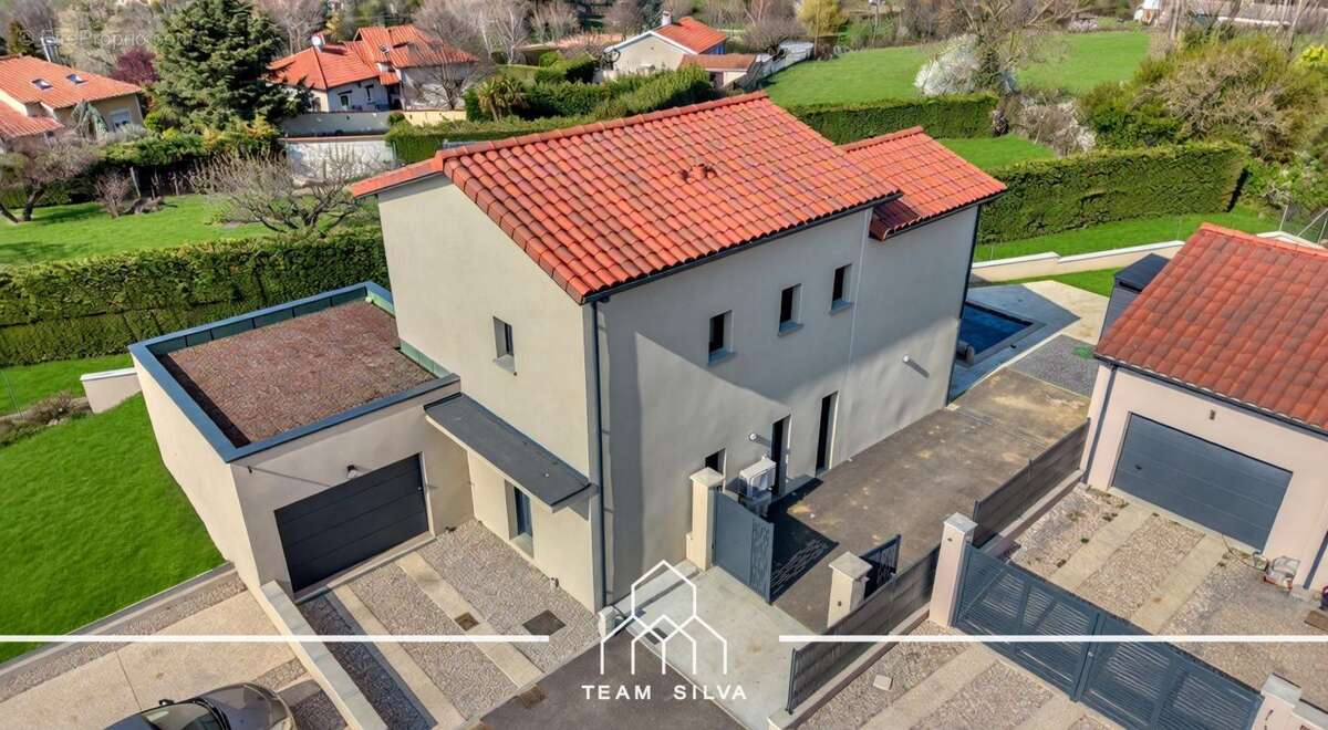 Maison 105 m² à Echalas  - photo 15