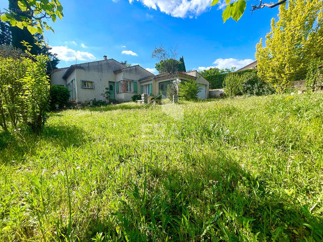 Maison à MAZAN