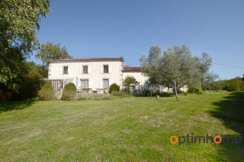 Maison à LE BOUCHAGE