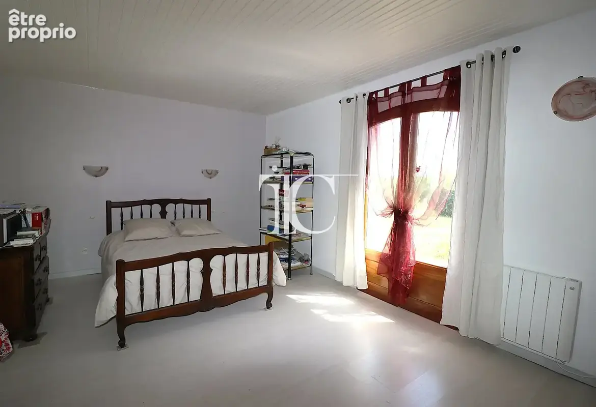 Maison 122 m² hab sur terrain clos 2210 m² avec puits et forage - photo 7
