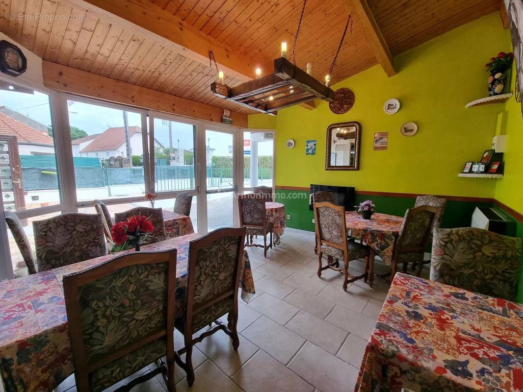 Appartement à BOURG-SAINTE-MARIE