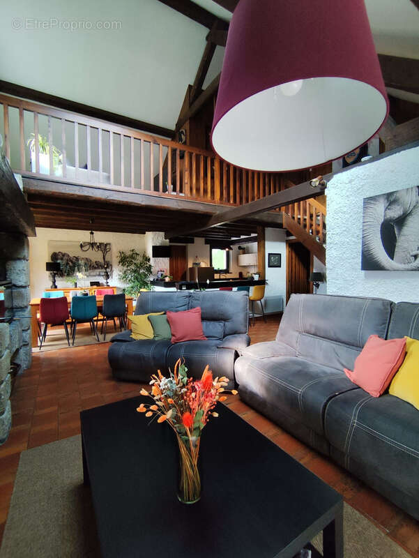 Maison à LE CHAMBON-SUR-LIGNON