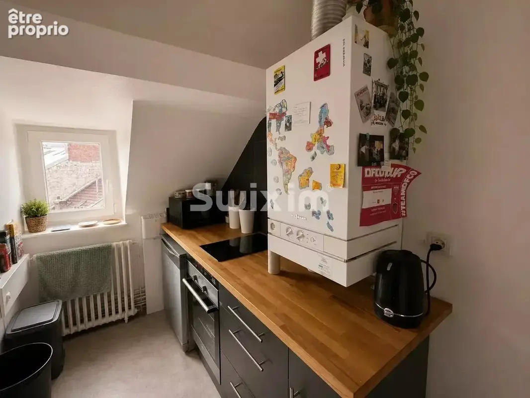 T3 meublé au 4ᵉ étage dans un bel immeuble de style haussmannien, idéalement situé - photo 3