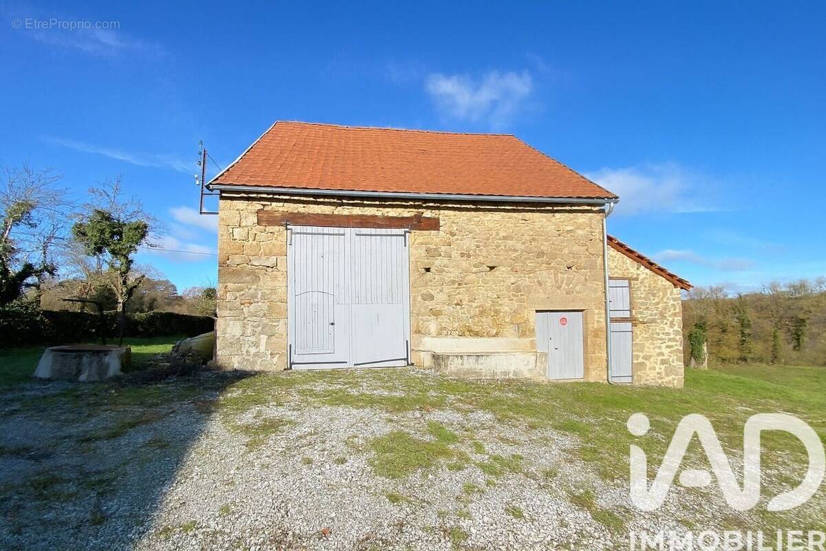 Photo 1 - Maison à SAINT-FIEL