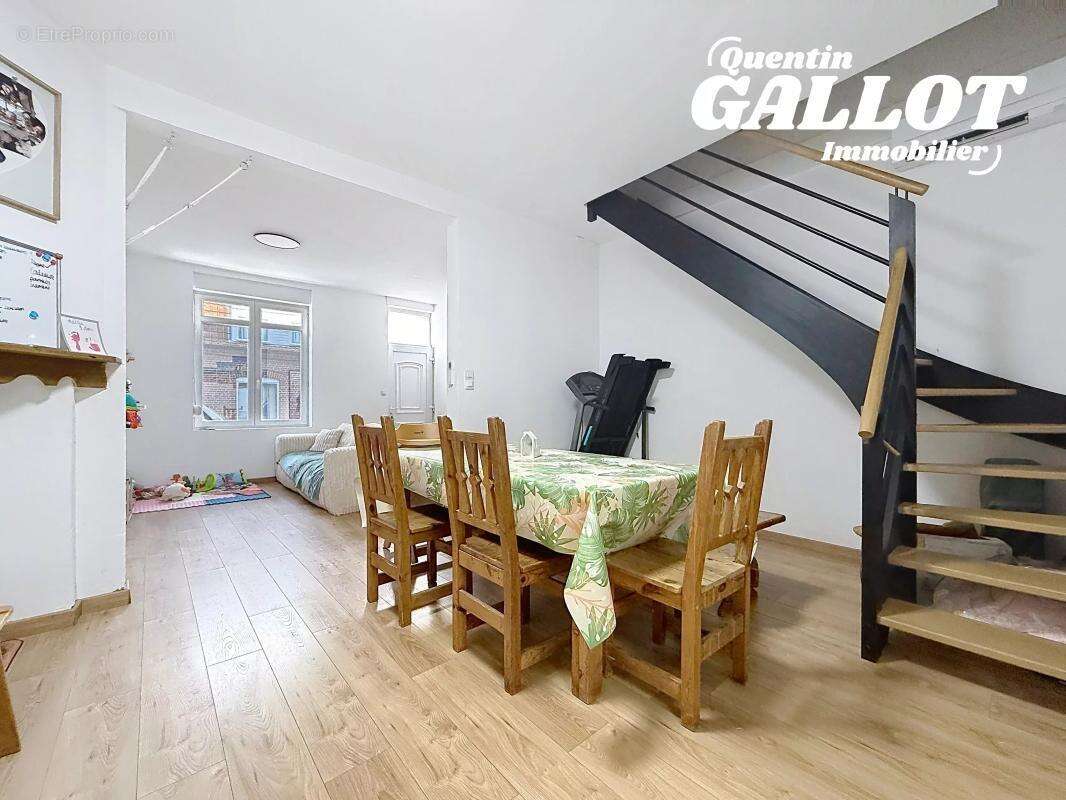 Maison à STEENBECQUE