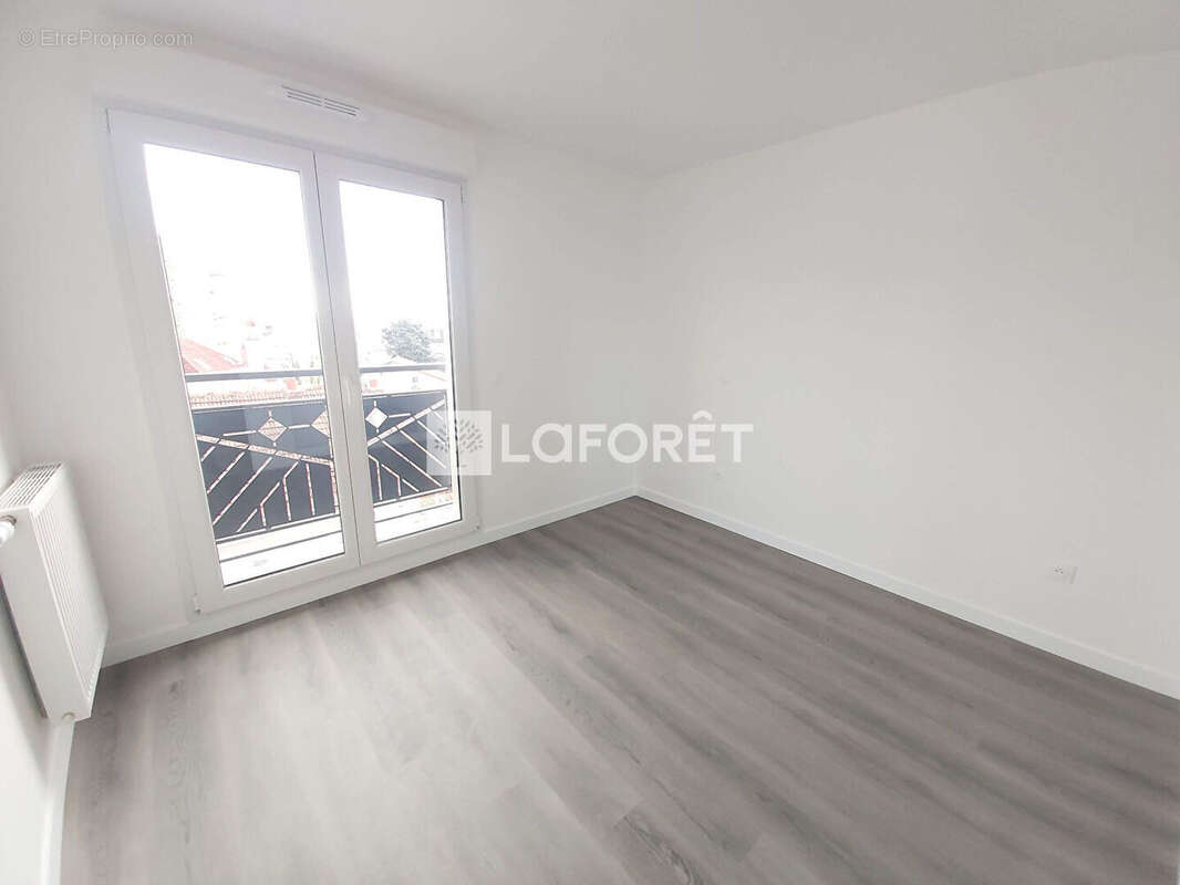 Appartement à VILLEMOMBLE