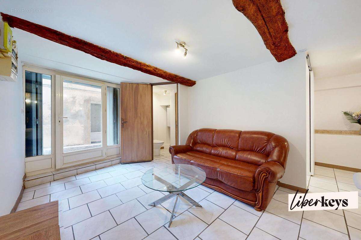 Appartement à SAINT-MAXIMIN-LA-SAINTE-BAUME
