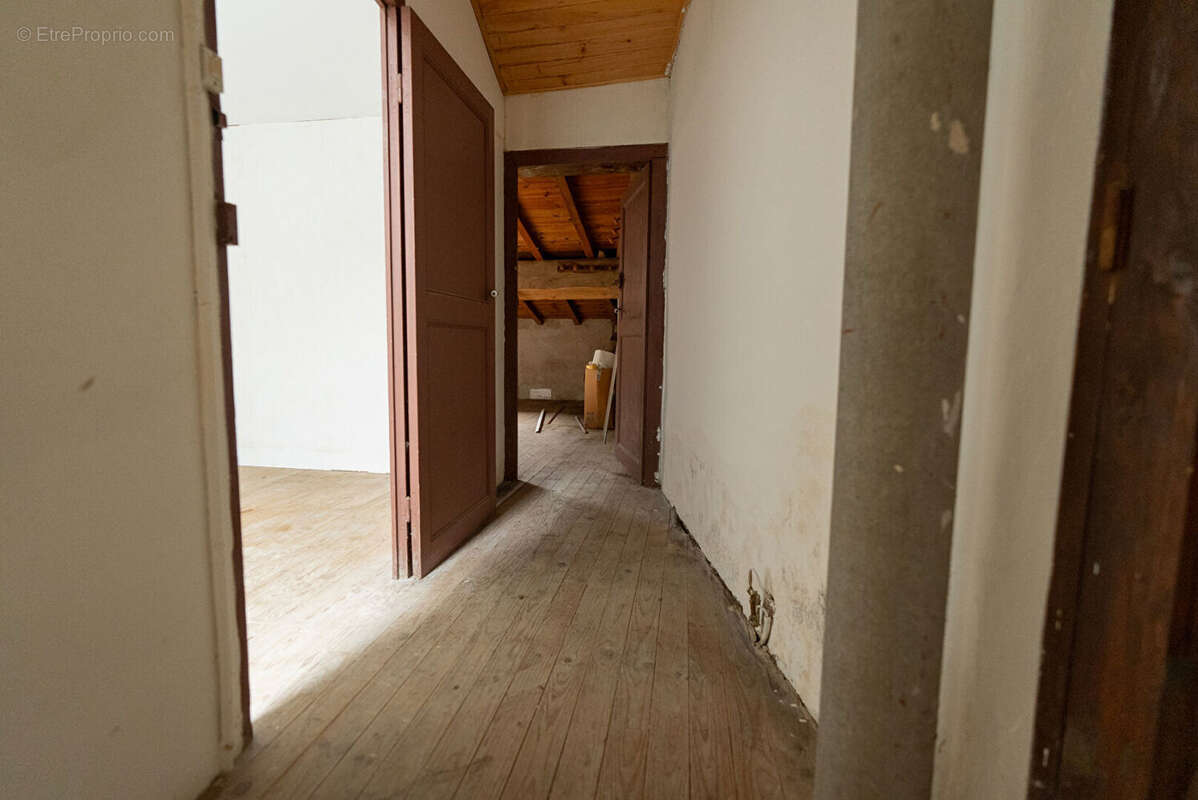 Maison à LADERN-SUR-LAUQUET