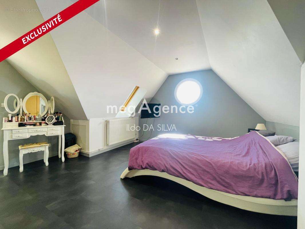 Maison à ALLERY