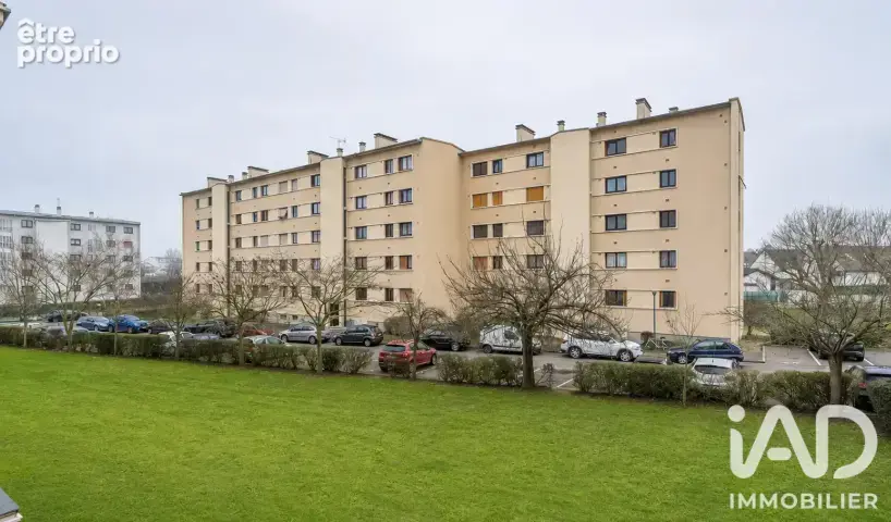 Photo 1 - Appartement à LES CLAYES-SOUS-BOIS