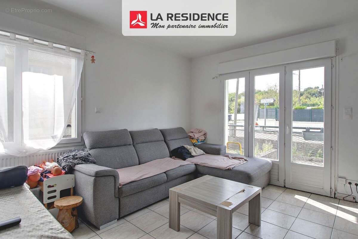 Maison à SAINT-ETIENNE-DU-ROUVRAY