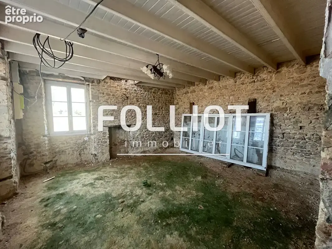 A VENDRE Maison à Saint Sebastien De Raids 260 m2 - photo 6