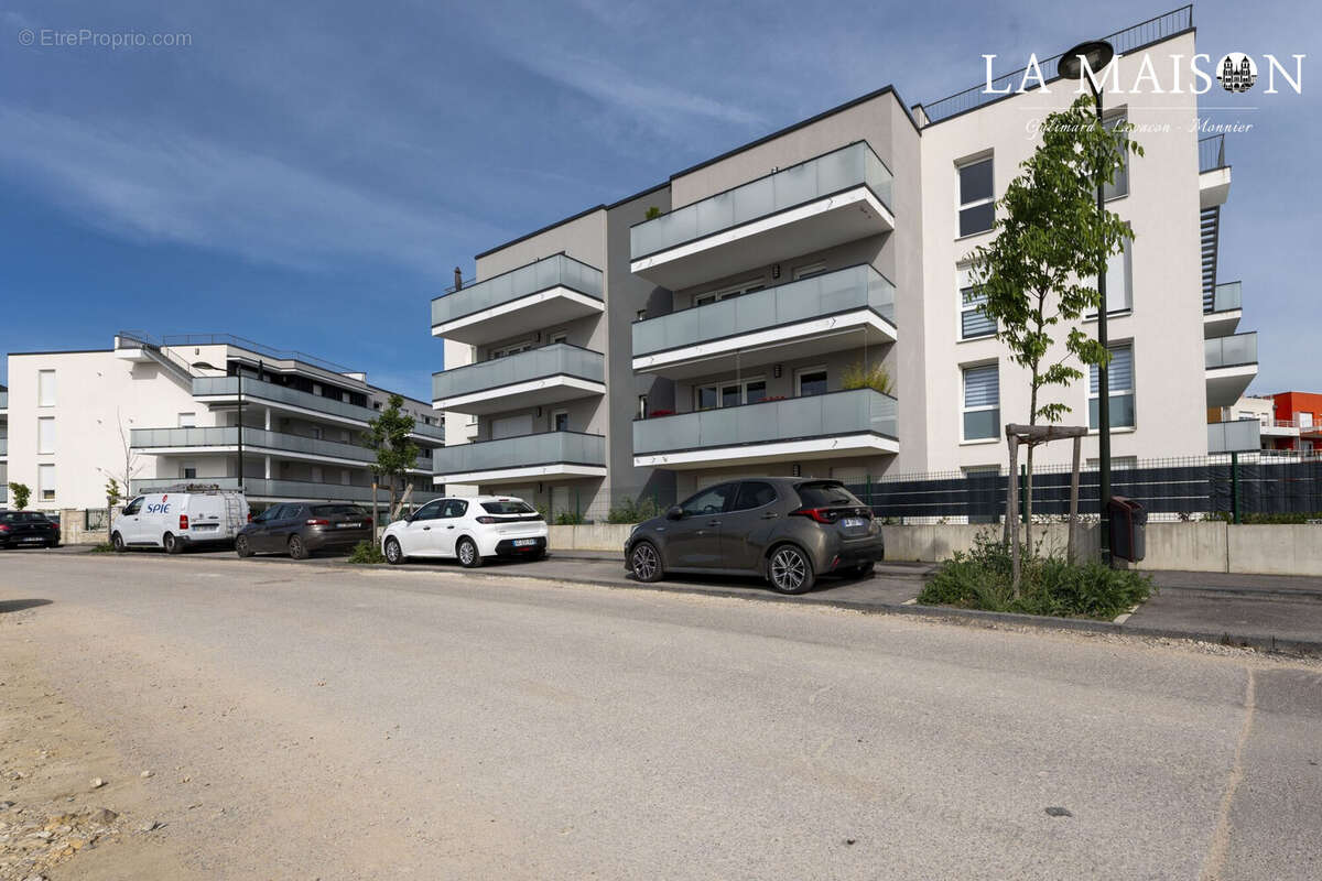 Appartement à CHEVIGNY-SAINT-SAUVEUR