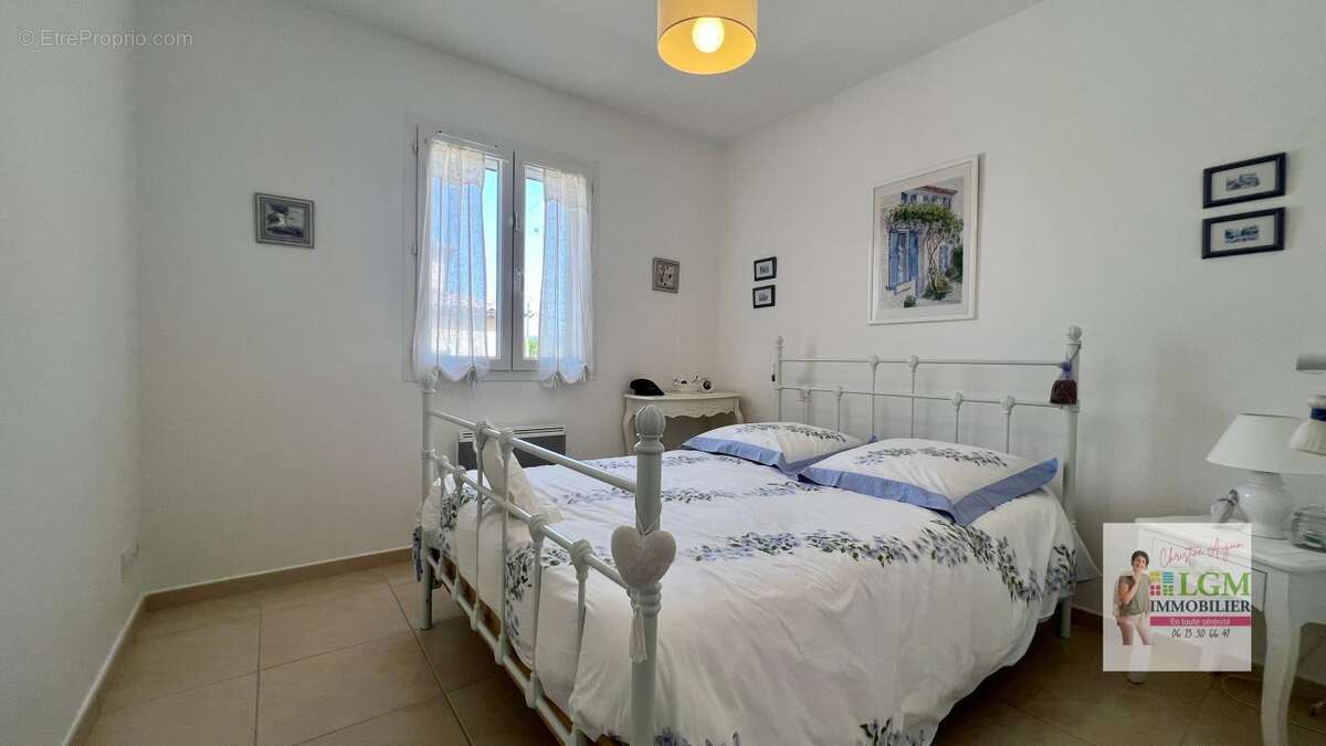 Maison à LEZAN
