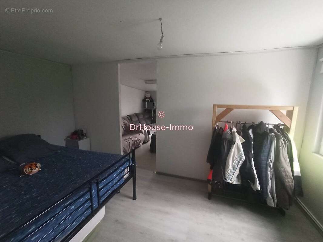 Maison 186 m² à Mesnil-Rousset  - photo 8