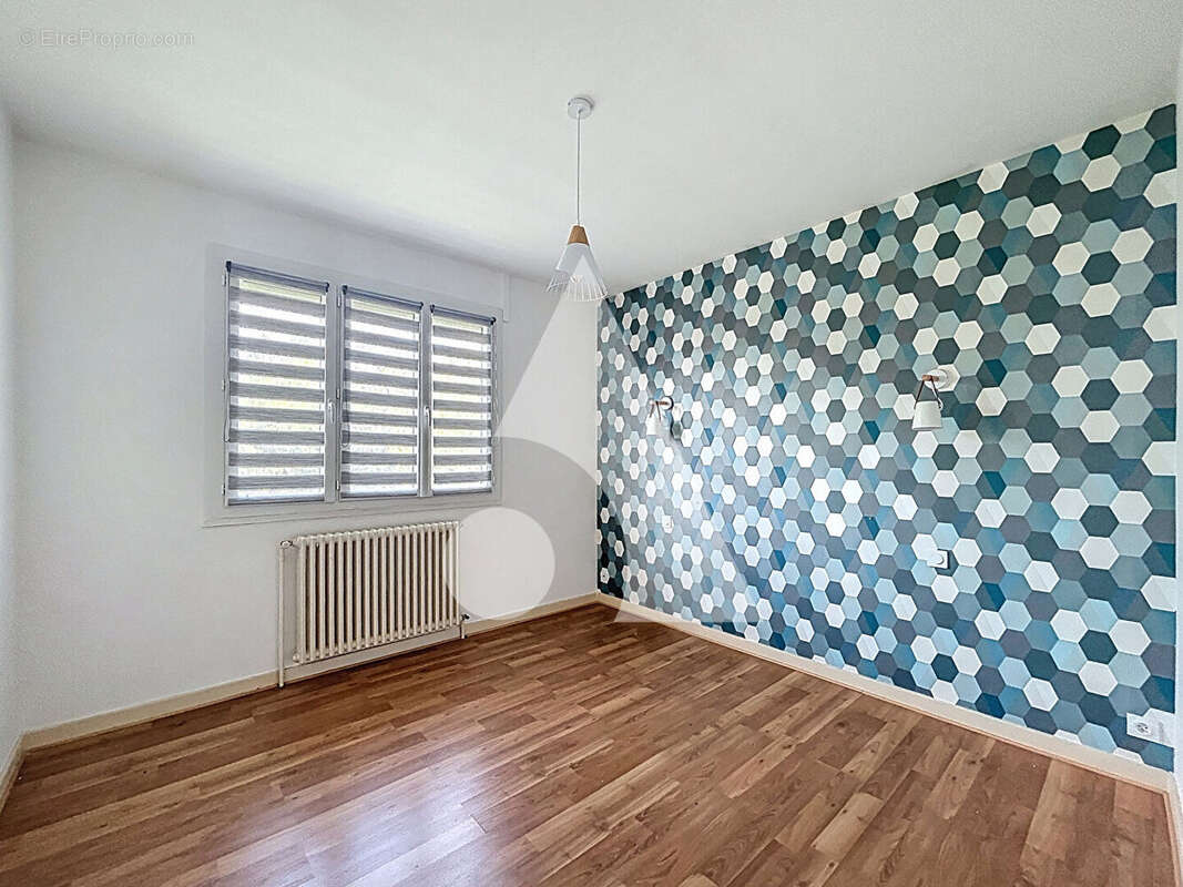 Maison à CHAMPFORGEUIL