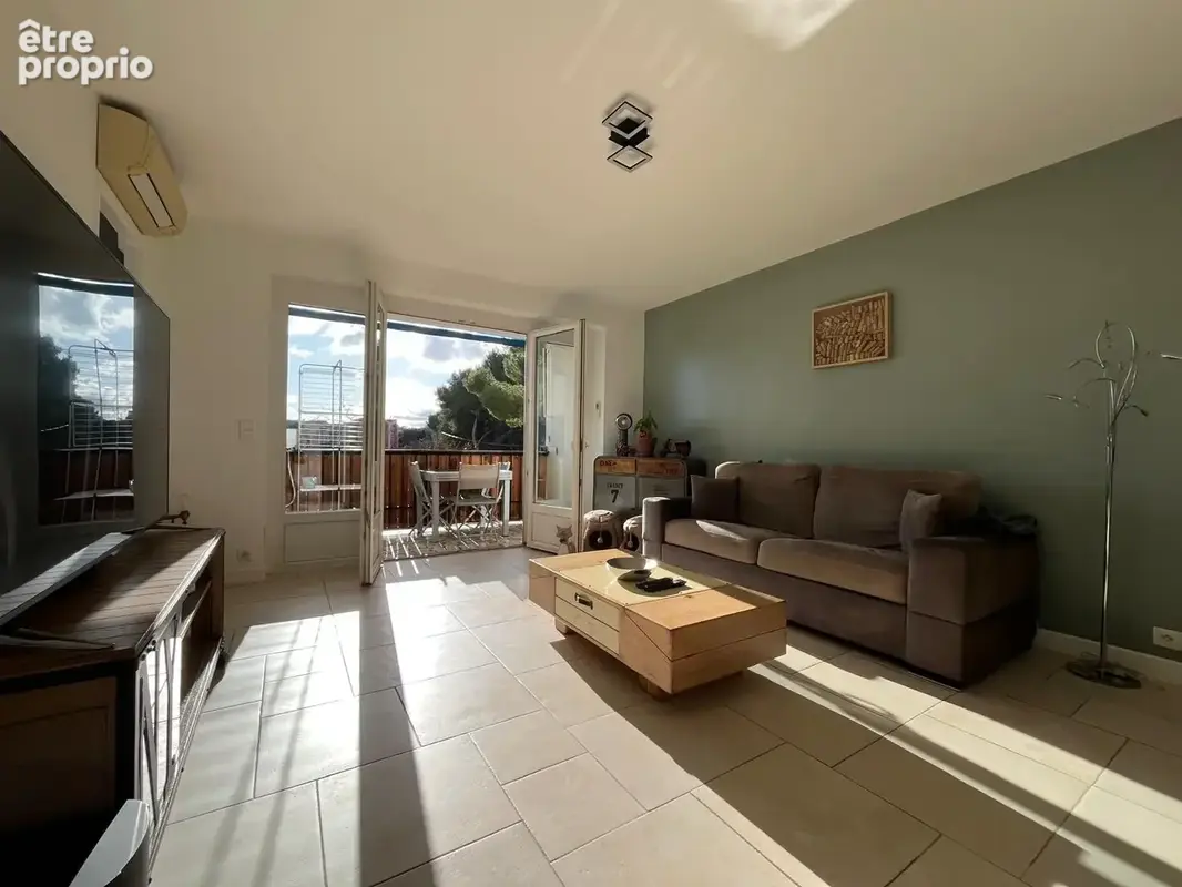 Appartement à LE CANNET