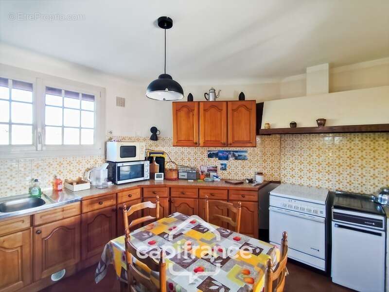 Maison à BESSE-SUR-BRAYE