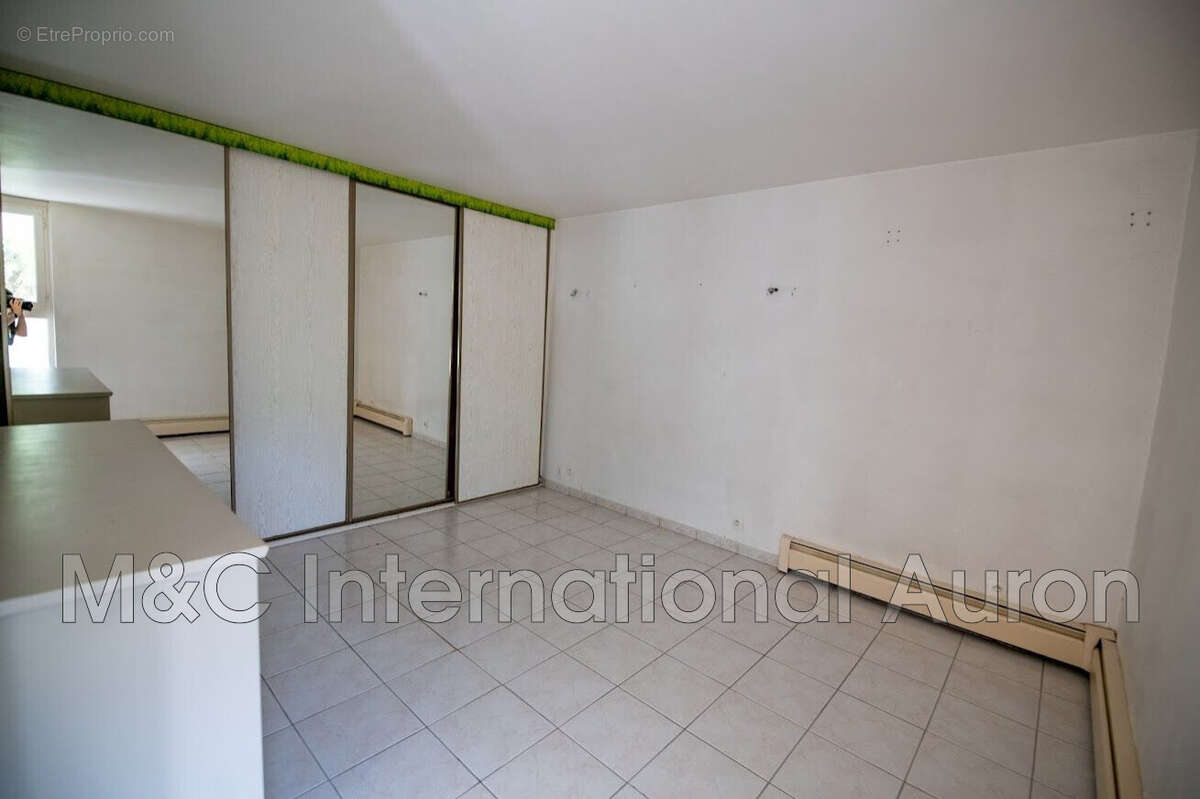 Appartement 51 m² à Saint-Etienne-De-Tinee  - photo 5