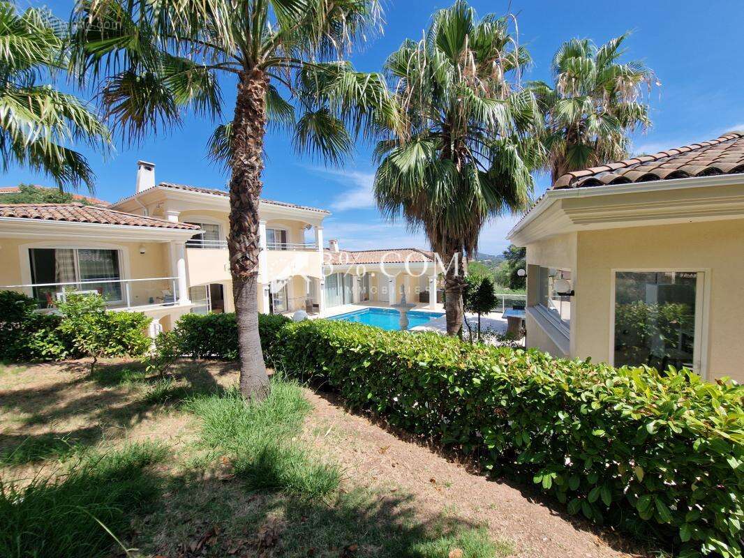 Luxueuse villa avec vue sur l'Estérel - photo 2