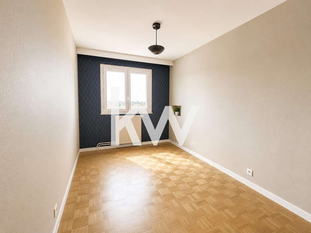 Appartement 74 m² à Saint-Etienne  - photo 8
