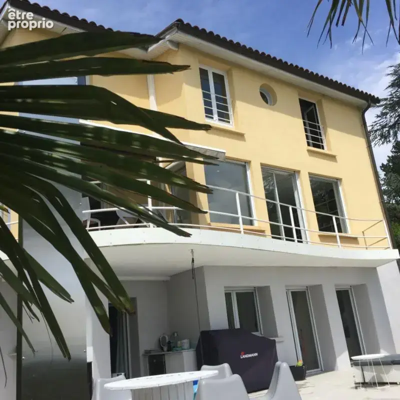 Demeure de prestige, Saint-cyr Au Mont D'or, 8 pièce(s) 220.69 m2 - photo 4